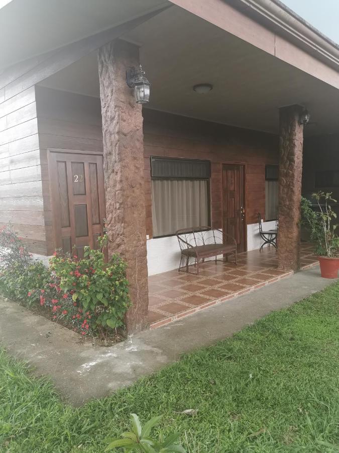 Hotel Vale'S Chiles  Екстер'єр фото