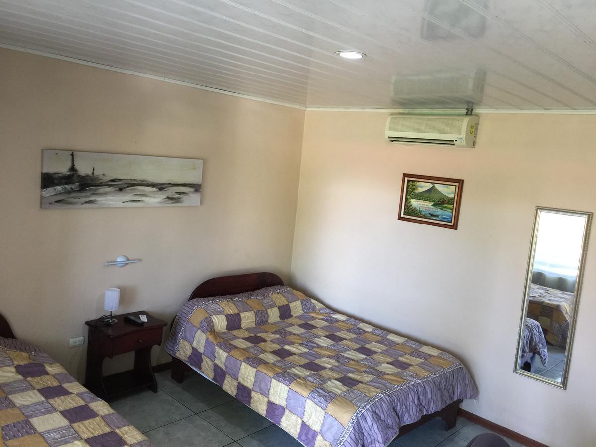 Hotel Vale'S Chiles  Екстер'єр фото